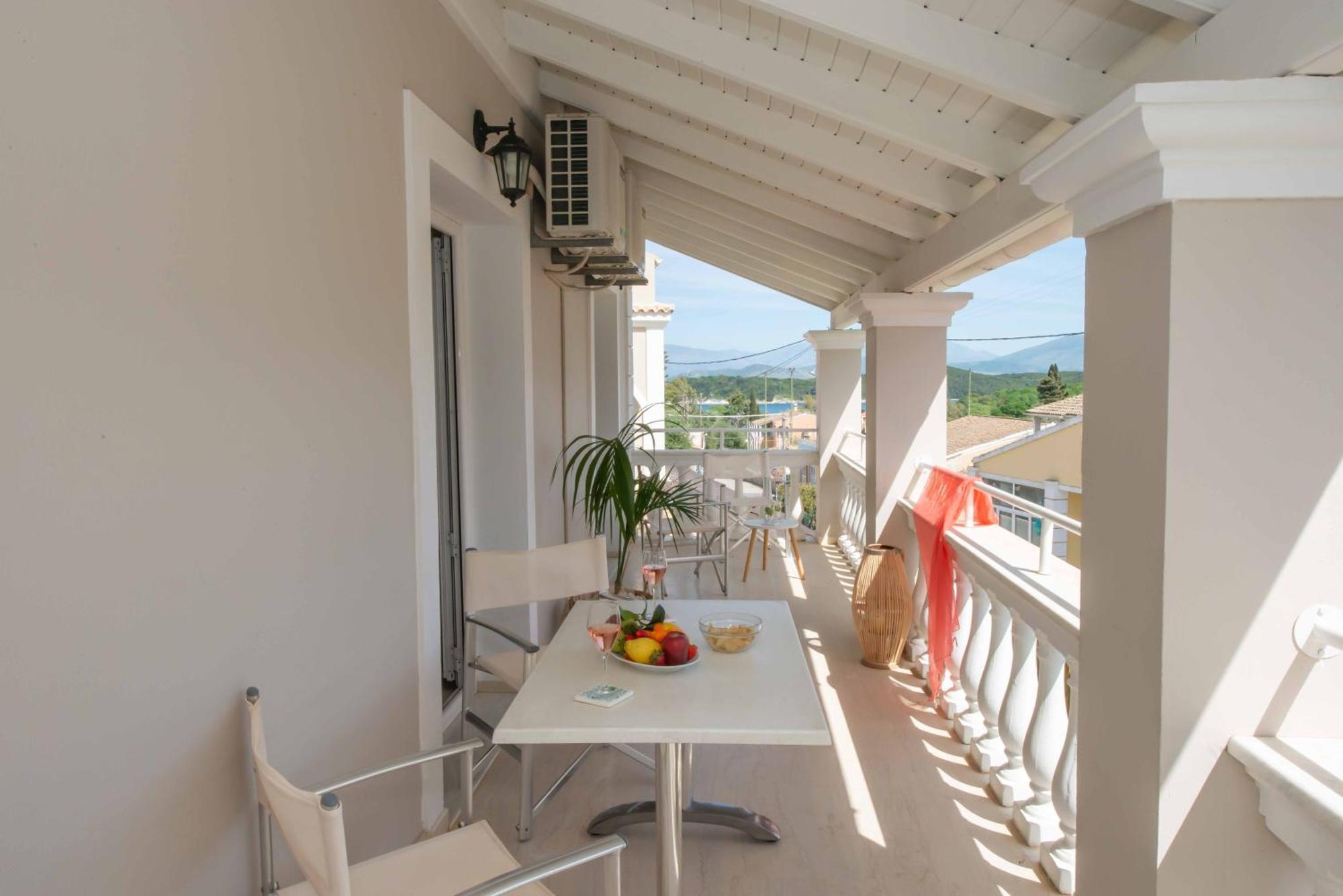 Lea Family Resort Кассиопи Экстерьер фото