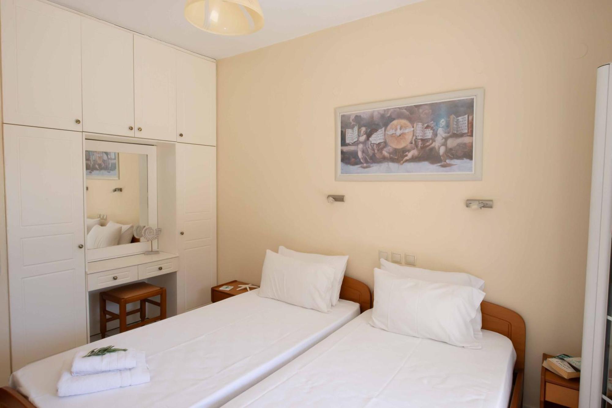 Lea Family Resort Кассиопи Экстерьер фото
