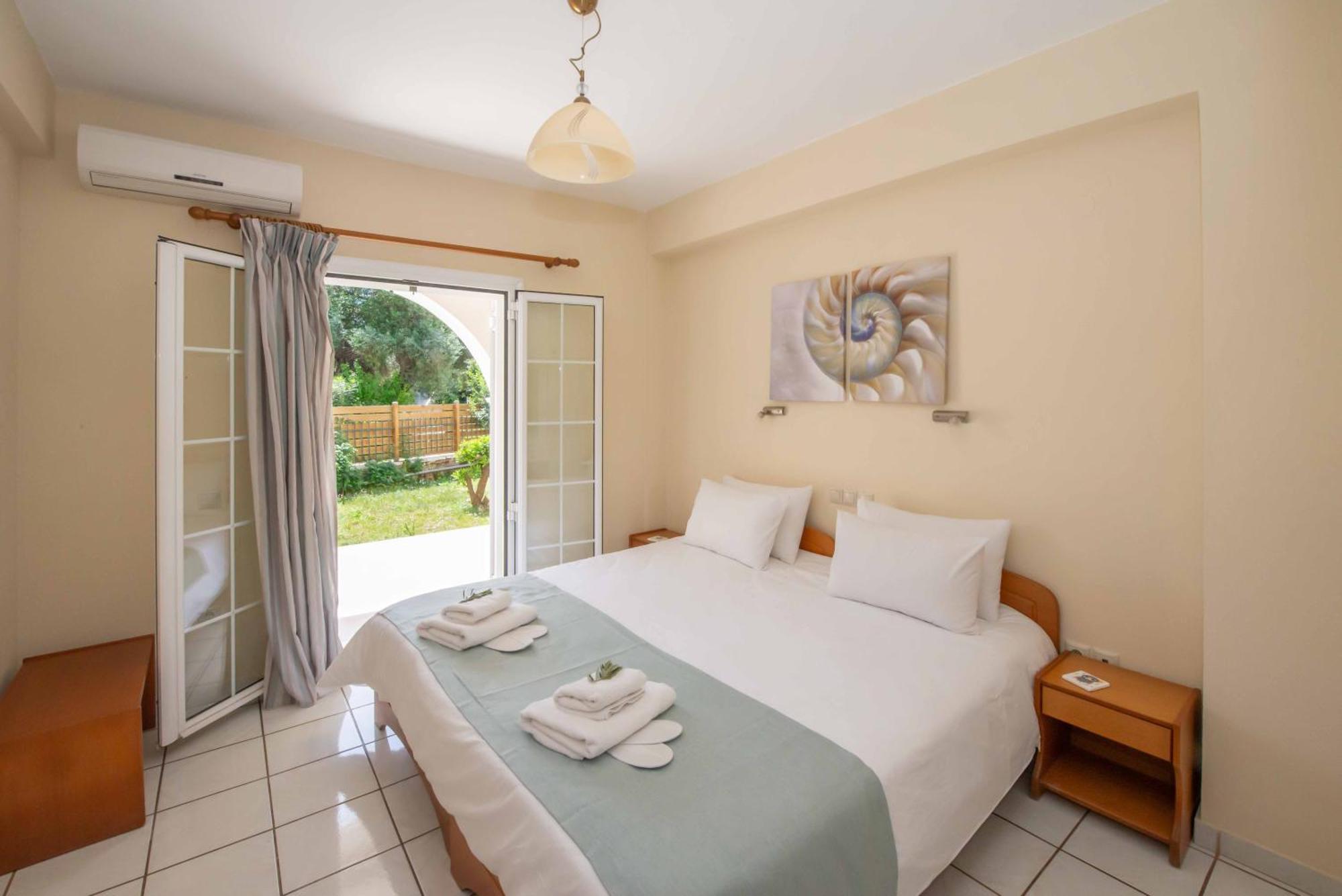 Lea Family Resort Кассиопи Экстерьер фото